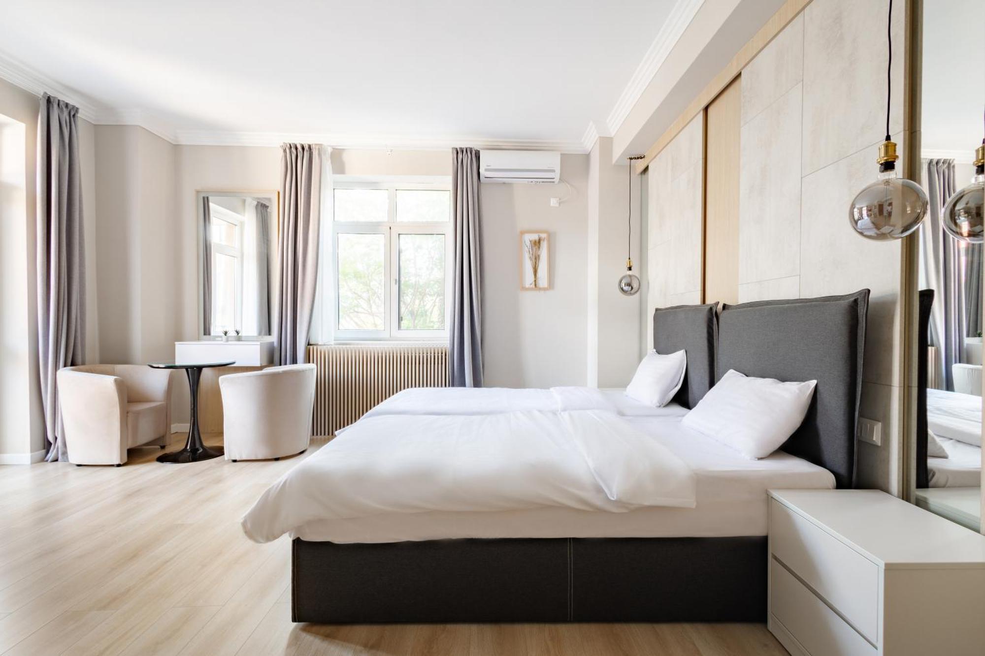 Piccolo Mondo By Citybookings Bucarest Extérieur photo