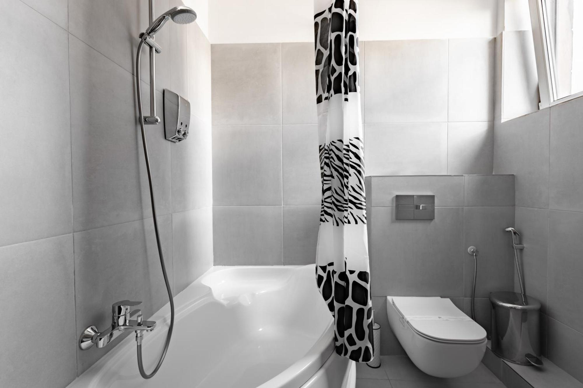 Piccolo Mondo By Citybookings Bucarest Extérieur photo