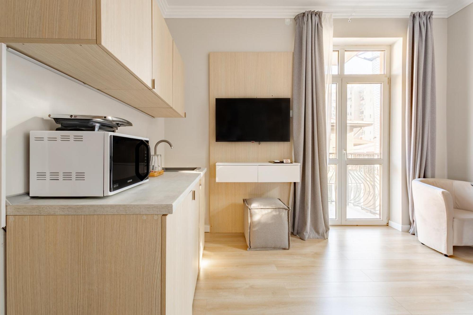 Piccolo Mondo By Citybookings Bucarest Extérieur photo