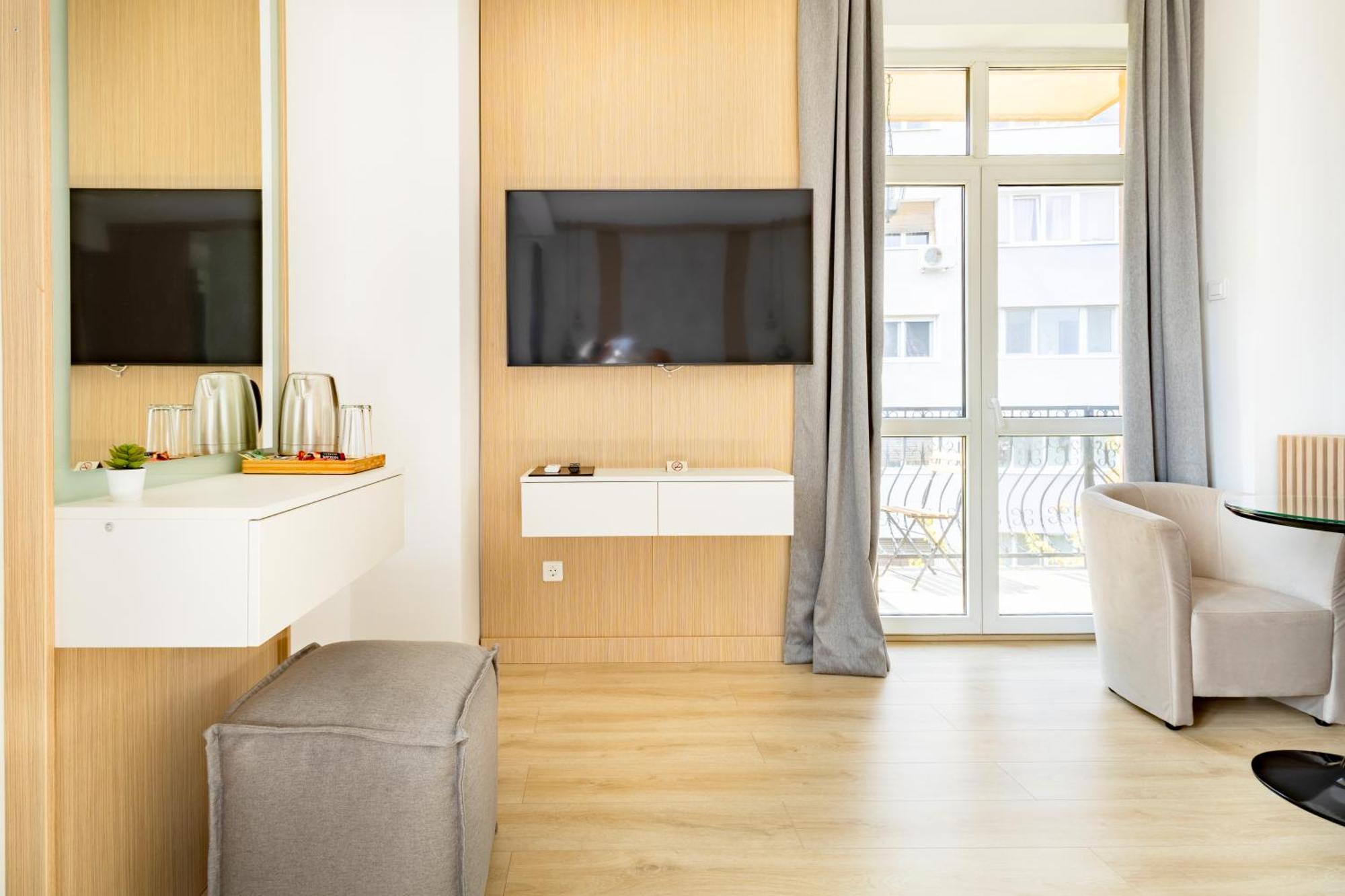 Piccolo Mondo By Citybookings Bucarest Extérieur photo